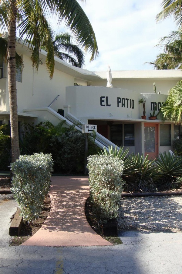 El Patio Motel image 1